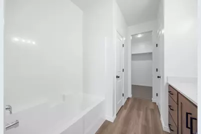 3846 S Woodland Ave #305, Mapleton, UT 84664 - Photo 8