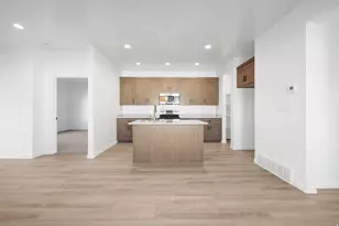 3846 S Woodland Ave, Mapleton, UT 84664 - Photo 6