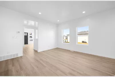 3846 S Woodland Ave #305, Mapleton, UT 84664 - Photo 4