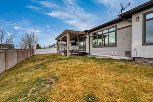 10688 S Dielsdorf Rd E, Sandy, UT 84092 - Photo 40
