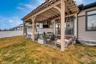 10688 S Dielsdorf Rd E, Sandy, UT 84092 - Photo 42