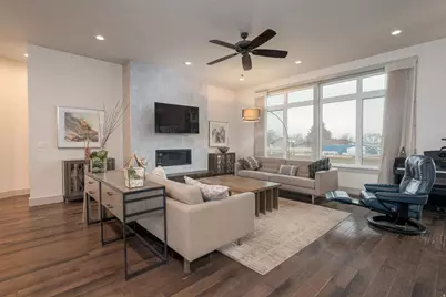 10688 S Dielsdorf Rd E #8, Sandy, UT 84092 - Photo 6