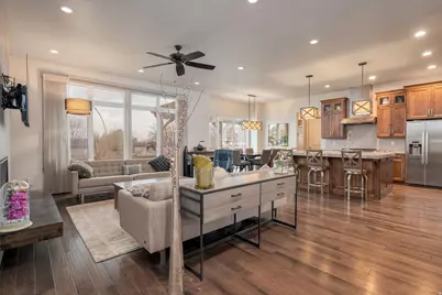 10688 S Dielsdorf Rd E #8, Sandy, UT 84092 - Photo 4