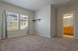 1048 W Shepard Creek Pkwy N, Farmington, UT 84025 - Photo 16