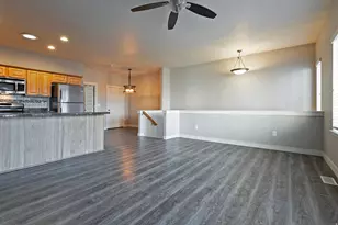 1048 W Shepard Creek Pkwy N, Farmington, UT 84025 - Photo 6