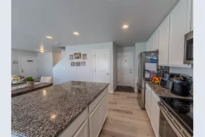 3209 S Claire Ave, Syracuse, UT 84075 - Photo 10