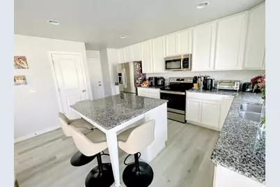 3209 S Claire Ave, Syracuse, UT 84075 - Photo 4