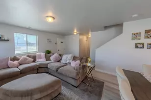 3209 S Claire Ave, Syracuse, UT 84075 - Photo 8