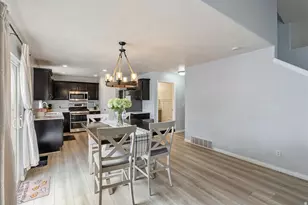 2126 E Lodge Pole Dr, Eagle Mountain, UT 84005 - Photo 14