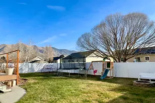 2126 E Lodge Pole Dr, Eagle Mountain, UT 84005 - Photo 40