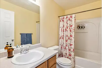 2126 E Lodge Pole Dr, Eagle Mountain, UT 84005 - Photo 30