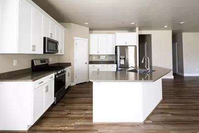 591 W Koins Way, Bluffdale, UT 84065 - Photo 8