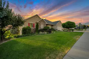 9157 N Canyon Heights Dr, Cedar Hills, UT 84062 - Photo 4