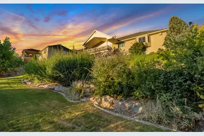 9157 N Canyon Heights Dr, Cedar Hills, UT 84062 - Photo 46