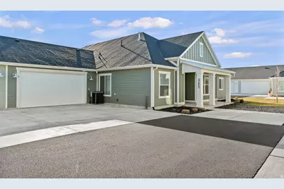 3795 S 4250 W #D, West Haven, UT 84401 - Photo 22