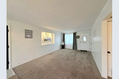 9936 S 730 E, White City, UT 84094 - Photo 6