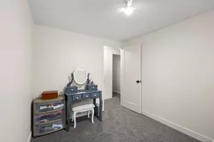 806 Valeria Dr, Layton, UT 84041 - Photo 18