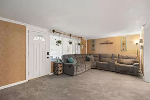 806 Valeria Dr, Layton, UT 84041 - Photo 8