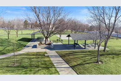 6438 S McKinley Ln, Taylorsville, UT 84129 - Photo 8