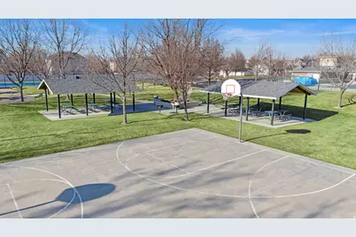 6438 S McKinley Ln, Taylorsville, UT 84129 - Photo 10