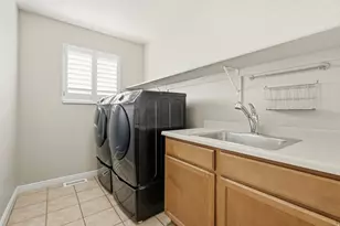 6438 S McKinley Ln, Taylorsville, UT 84129 - Photo 22