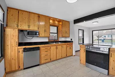 8646 W Florence Dr, Magna, UT 84044 - Photo 4