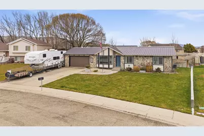 916 W 675 N, Tremonton, UT 84337 - Photo 2