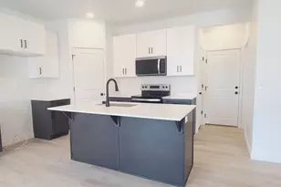 3512 W 4835 S, Roy, UT 84067 - Photo 4