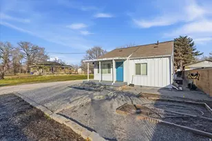 1660 W Crystal Ave, West Valley, UT 84119 - Photo 1