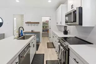 11754 S Silver Pond Dr W, South Jordan, UT 84009 - Photo 14