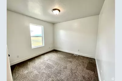 1937 S Freestone Blvd, Santaquin, UT 84655 - Photo 10