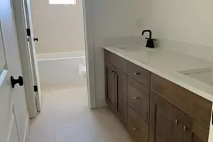 7254 S 5720 W, West Jordan, UT 84081 - Photo 10