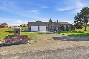 8226 N 11600 W, Tremonton, UT 84337 - Photo 28