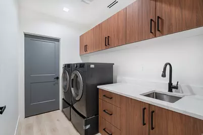 2734 S Mann Ln, Cedar City, UT 84720 - Photo 32