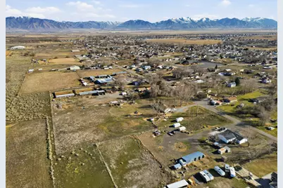 231 E North St, Grantsville, UT 84029 - Photo 32