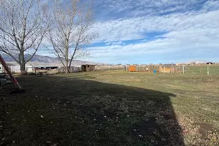 231 E North St, Grantsville, UT 84029 - Photo 18