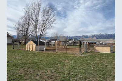 231 E North St, Grantsville, UT 84029 - Photo 26