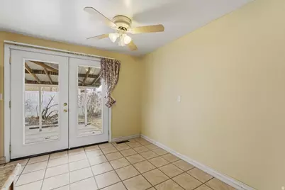 191 W 2300 N, Sunset, UT 84015 - Photo 8