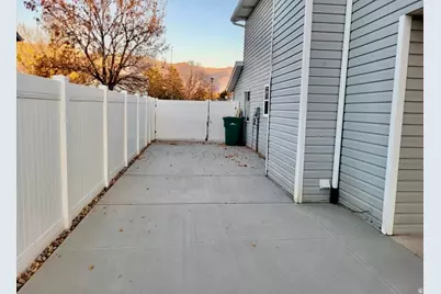 1147 N 75 W, Layton, UT 84041 - Photo 26