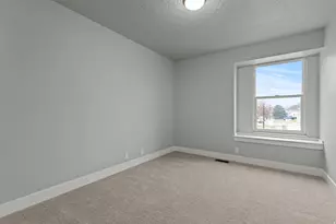 1147 N 75 W, Layton, UT 84041 - Photo 12