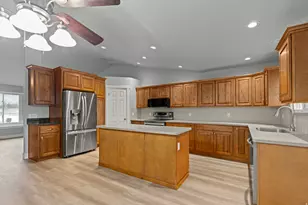 1147 N 75 W, Layton, UT 84041 - Photo 2
