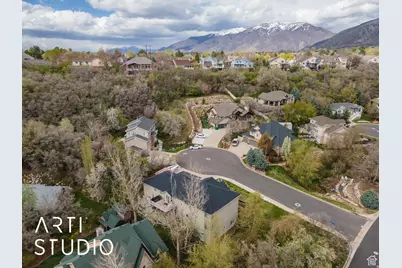 1907 N Bridge Ct, Layton, UT 84040 - Photo 38