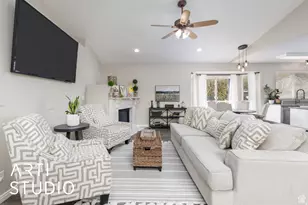 1907 North Bridge Ct, Layton, UT 84040 - Photo 8