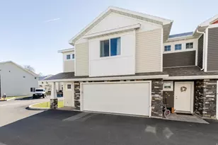 275 W 70 N, Hyrum, UT 84319 - Photo 2