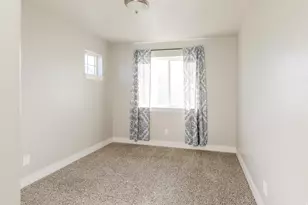 275 W 70 N, Hyrum, UT 84319 - Photo 14