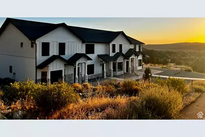 421 E White Sands Way #D, Orderville, UT 84758 - Photo 1