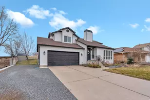 943 E 3400 N, Layton, UT 84040 - Photo 4