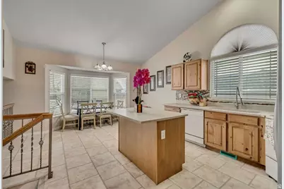 5712 W Plumbago Ave, Kearns, UT 84118 - Photo 6