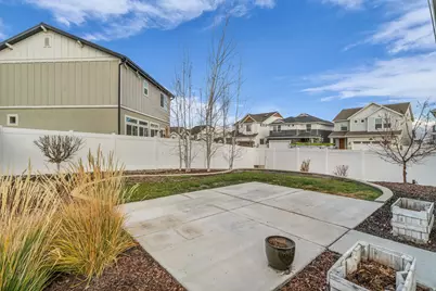 192 E Crown Point Dr, Saratoga Springs, UT 84045 - Photo 34
