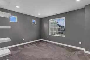 192 E Crown Point Dr, Saratoga Springs, UT 84045 - Photo 18